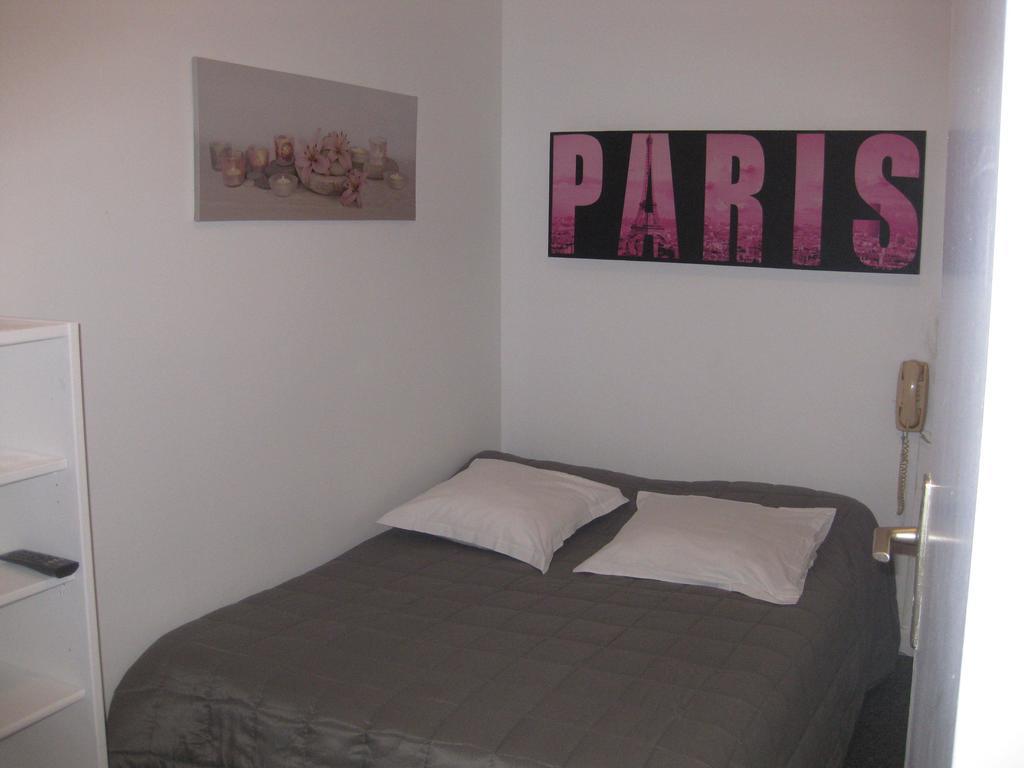Le Monopole Otel Reims Oda fotoğraf
