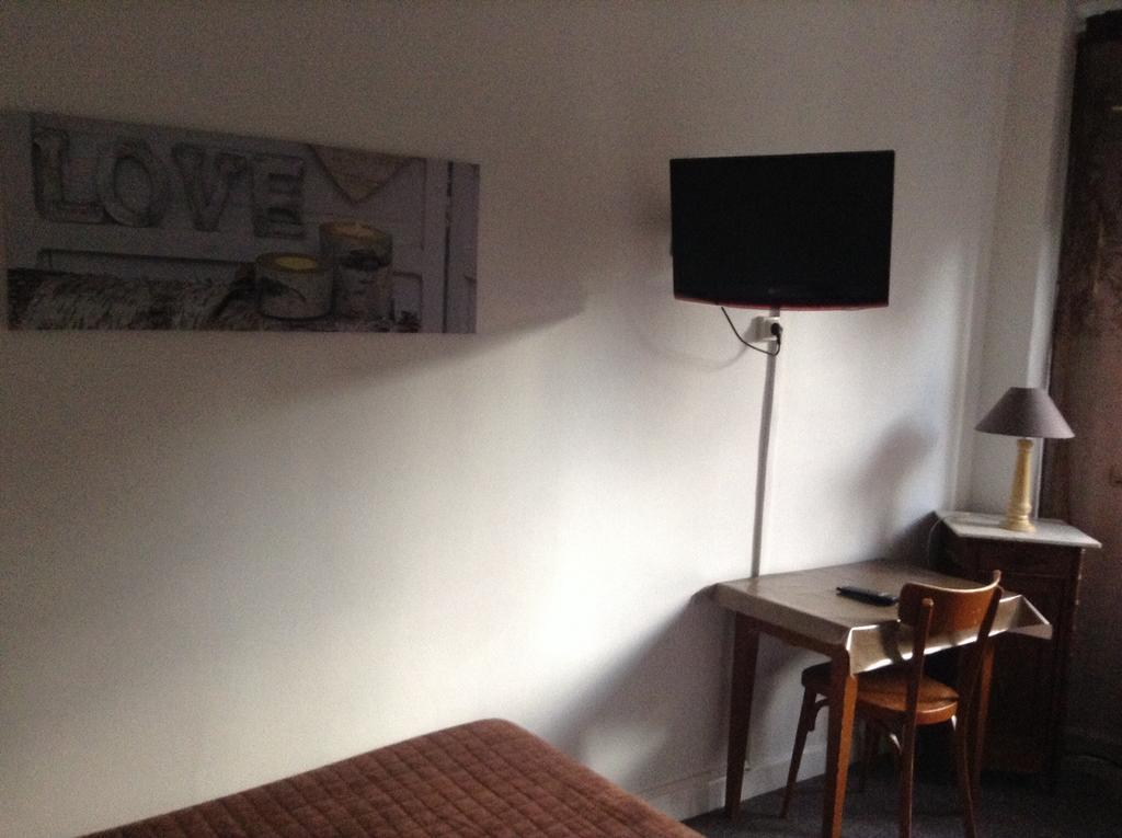 Le Monopole Otel Reims Oda fotoğraf