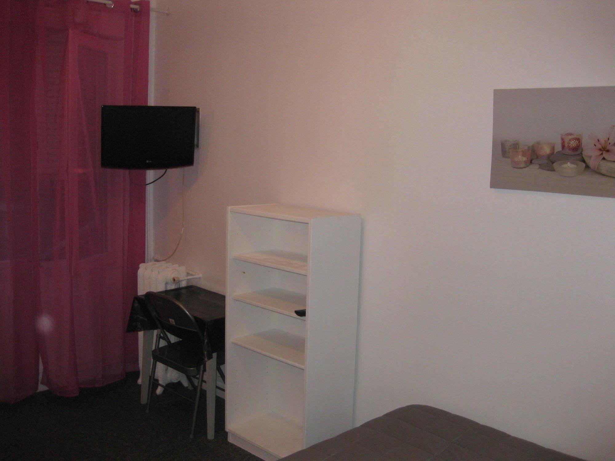 Le Monopole Otel Reims Dış mekan fotoğraf