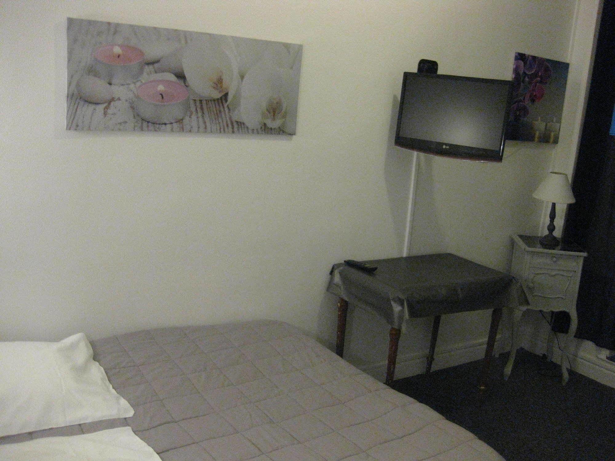 Le Monopole Otel Reims Dış mekan fotoğraf